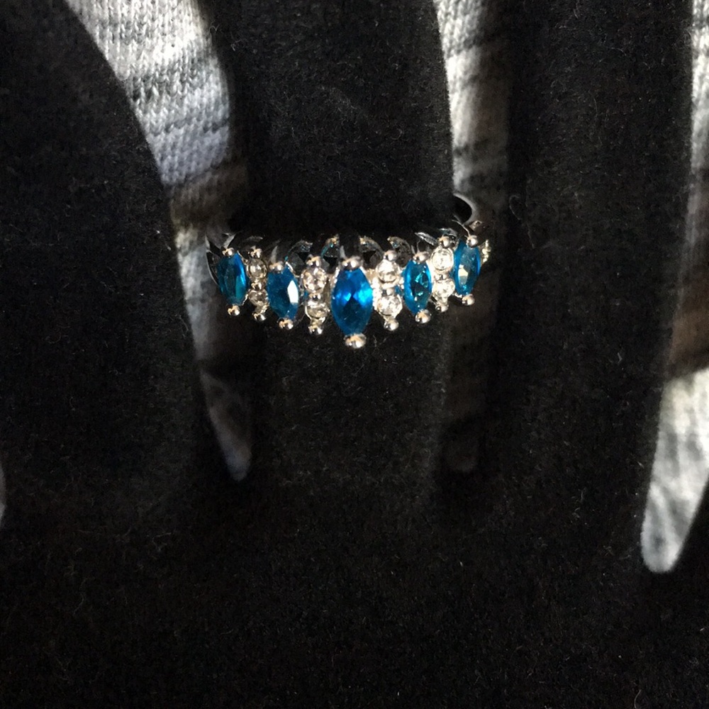Marquise cluster aquamarine cz ring A57